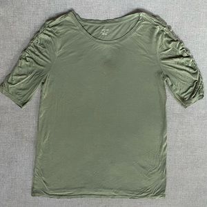 14th & Union brand top rouched sleeves, light green, scoop neck, size small.